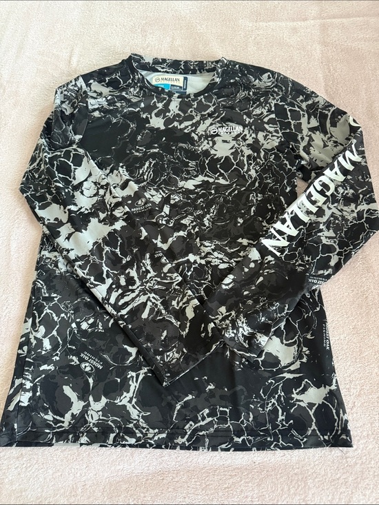 Magellan Outdoors Other - Magellan Outdoors Black and Grey Marbled Fishing Shirt Boys L (14/16)